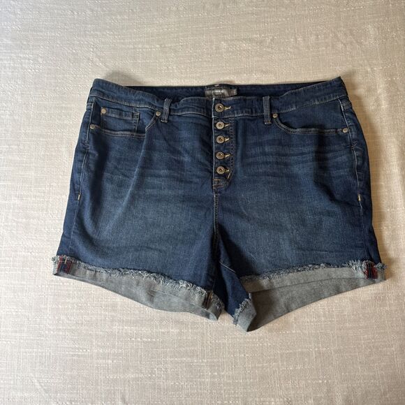 Torrid Feel The Fit Button Fly Cuffed Frayed Look Stretchy Denim Shorts Size 22‎ - Picture 1 of 12